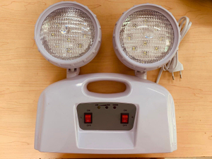 Emergency Twin Spot LED Light with Rechargeable Battery